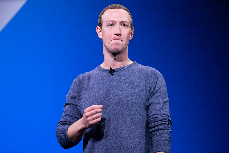 Facebook CEO Mark Zuckerberg announces plan to make Facebook more private.